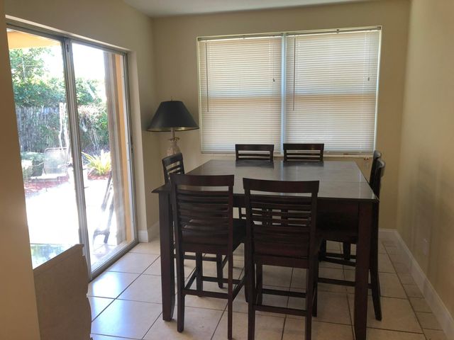 616 W BROWARD Street, Lantana, FL 33462