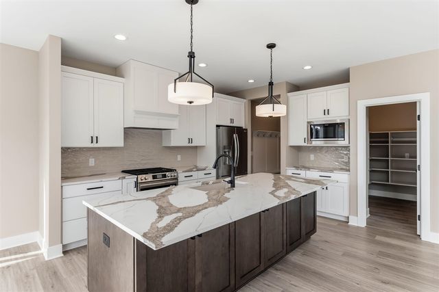 2975 Colfax Court, Douglas, MI 49406