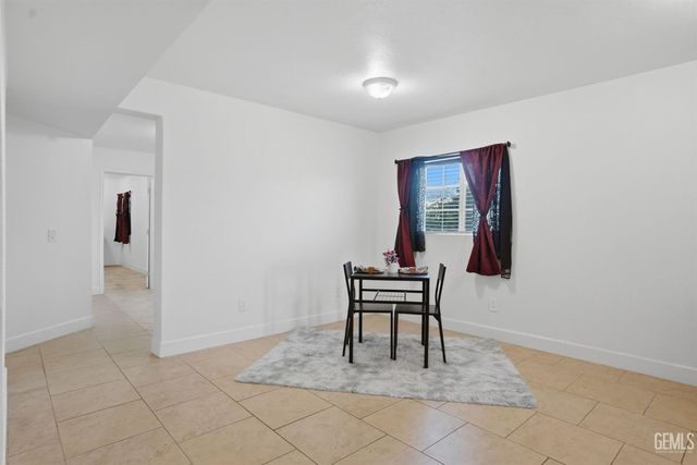 19701 Dovetail Court, Tehachapi, CA 93561