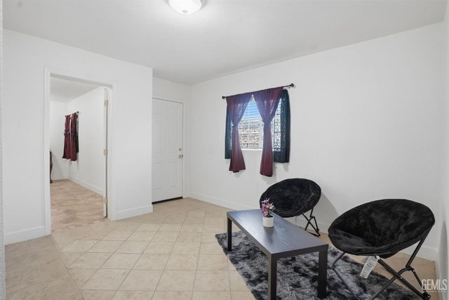 19701 Dovetail Court, Tehachapi, CA 93561