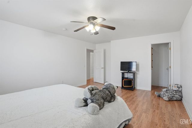 19701 Dovetail Court, Tehachapi, CA 93561