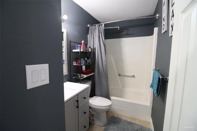 2003 Colony Rd, Pensacola, FL 32526