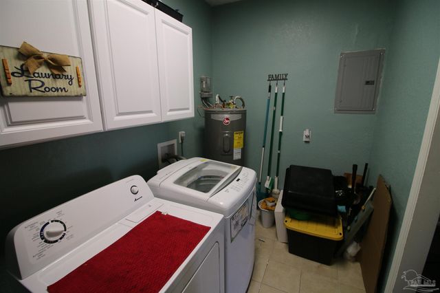 2003 Colony Rd, Pensacola, FL 32526