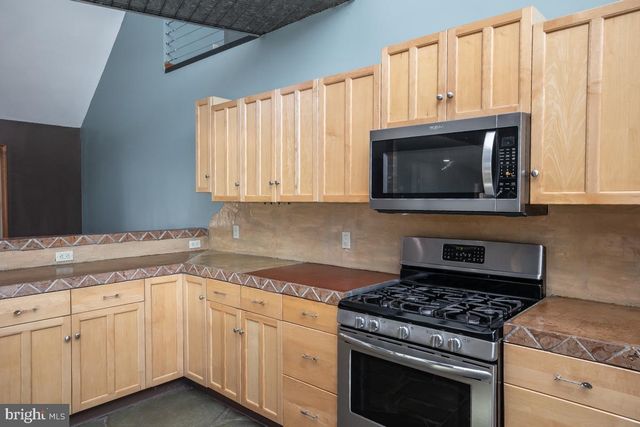 735 LESLIE AVE, Wenonah, NJ 08090