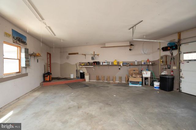 735 LESLIE AVE, Wenonah, NJ 08090