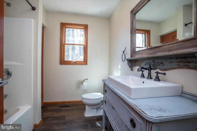 735 LESLIE AVE, Wenonah, NJ 08090
