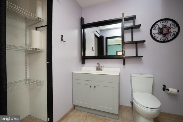 735 LESLIE AVE, Wenonah, NJ 08090