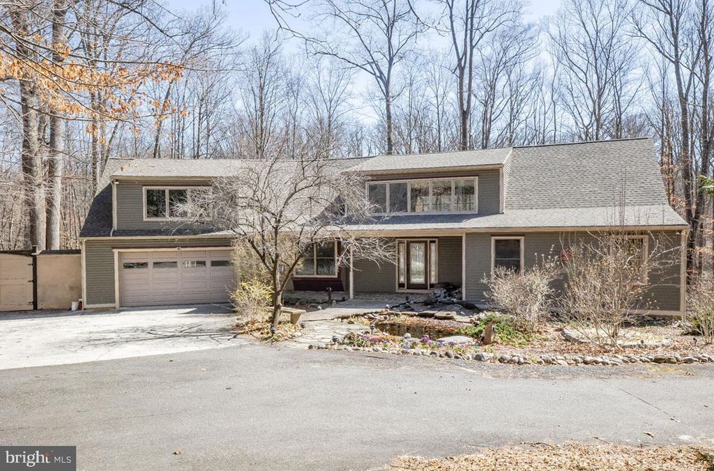 735 LESLIE AVE, Wenonah, NJ 08090