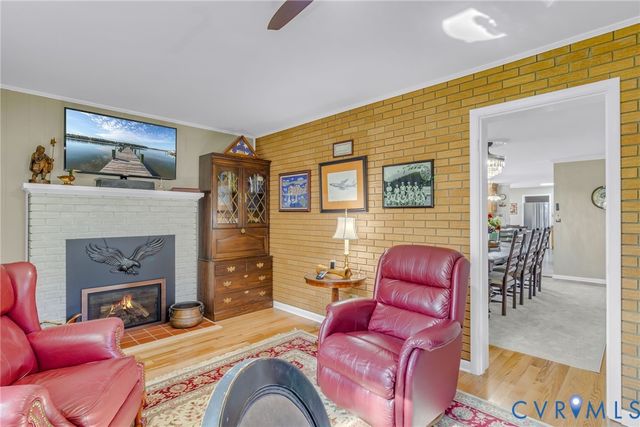 358 Barn Point Rd, Lottsburg, VA 22511