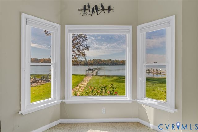 358 Barn Point Rd, Lottsburg, VA 22511