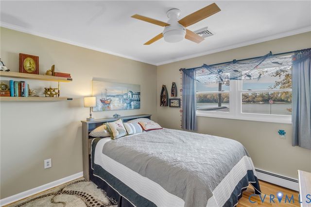 358 Barn Point Rd, Lottsburg, VA 22511