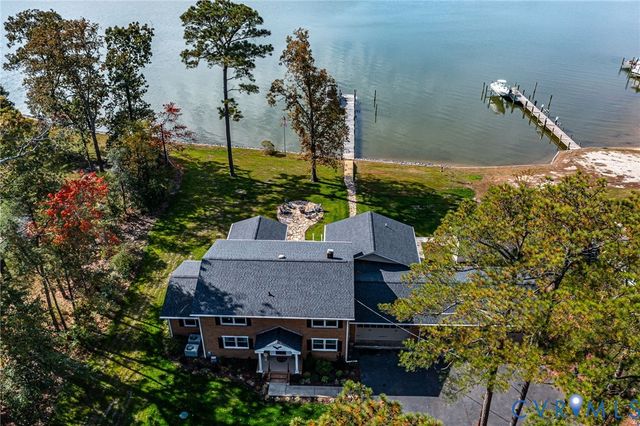 358 Barn Point Rd, Lottsburg, VA 22511