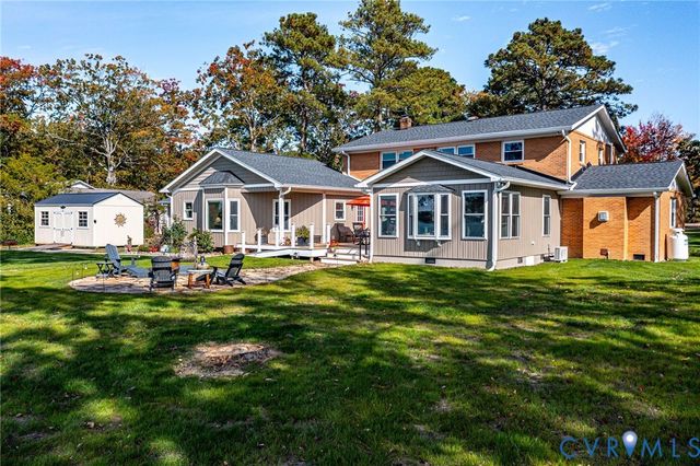358 Barn Point Rd, Lottsburg, VA 22511