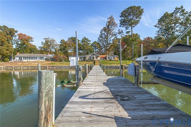 358 Barn Point Rd, Lottsburg, VA 22511