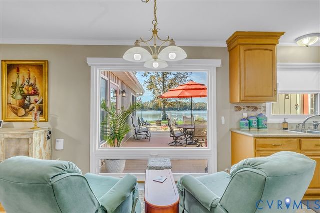 358 Barn Point Rd, Lottsburg, VA 22511