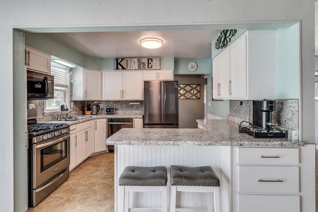 344 Lakeshore Drive, Battle Creek, MI 49015