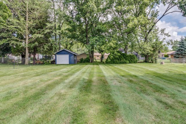 344 Lakeshore Drive, Battle Creek, MI 49015