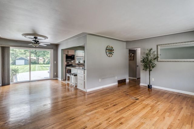 344 Lakeshore Drive, Battle Creek, MI 49015