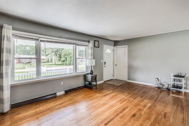 344 Lakeshore Drive, Battle Creek, MI 49015