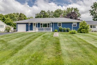 344 Lakeshore Drive, Battle Creek, MI 49015