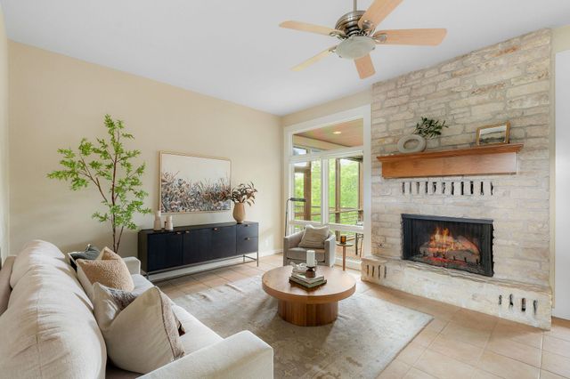 2615 Deerfoot TRL, Austin, TX 78704