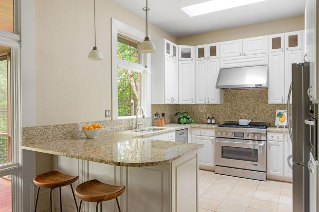2615 Deerfoot TRL, Austin, TX 78704