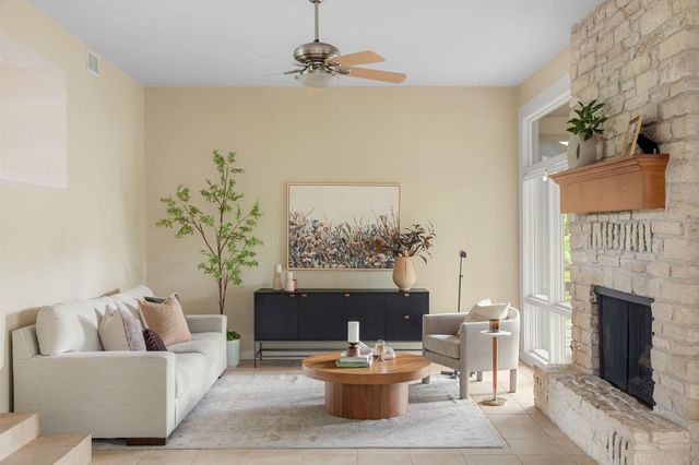 2615 Deerfoot TRL, Austin, TX 78704