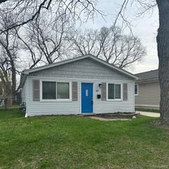 87 W Barrett Avenue, Madison Heights, MI 48071