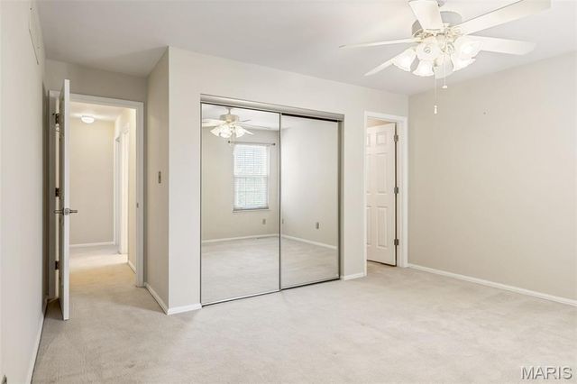 3126 Autumn Trace Drive, Maryland Heights, MO 63043