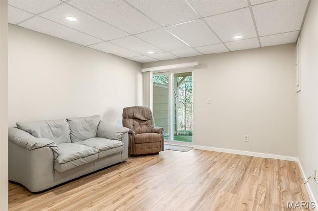 3126 Autumn Trace Drive, Maryland Heights, MO 63043