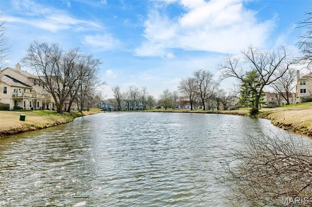 3126 Autumn Trace Drive, Maryland Heights, MO 63043