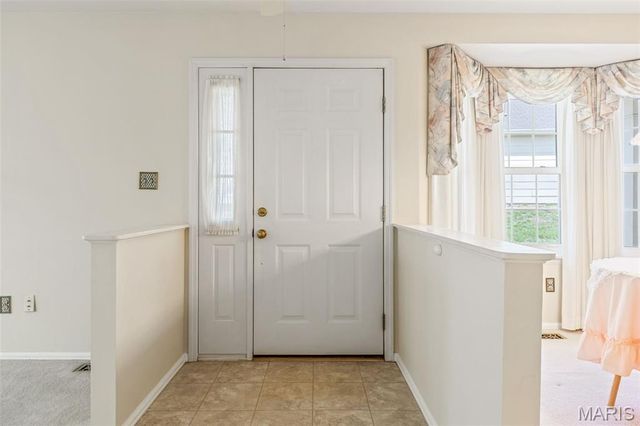 3126 Autumn Trace Drive, Maryland Heights, MO 63043