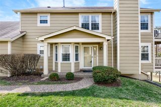 3126 Autumn Trace Drive, Maryland Heights, MO 63043