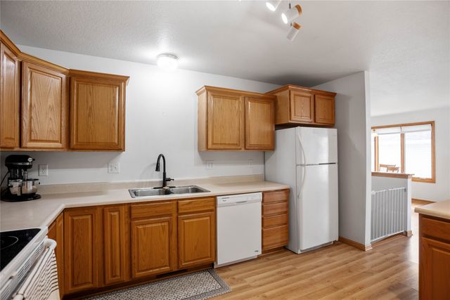 823 SW 46th Street, Ankeny, IA 50023