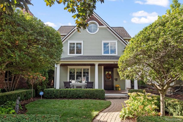 570 Pierce Street, Birmingham, MI 48009