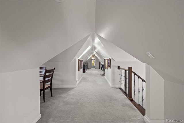 570 Pierce Street, Birmingham, MI 48009