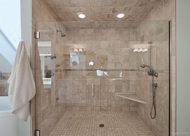 570 Pierce Street, Birmingham, MI 48009