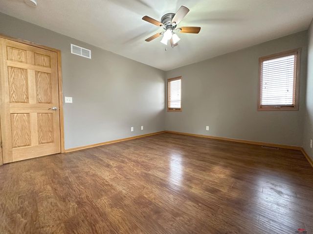 5242 N 9Th Circle, Lincoln, NE 68521