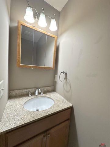 5242 N 9Th Circle, Lincoln, NE 68521