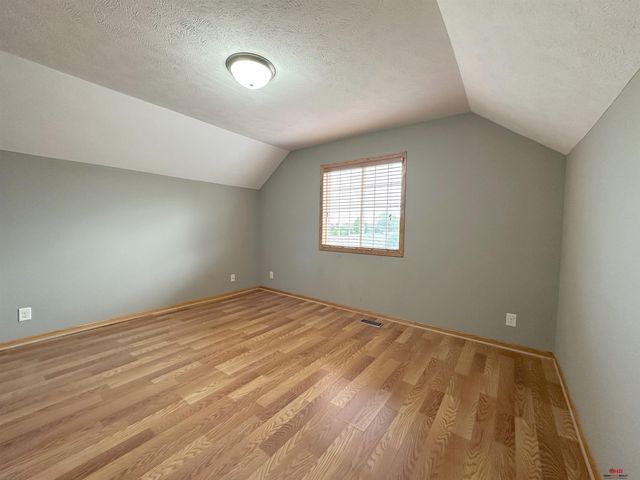 5242 N 9Th Circle, Lincoln, NE 68521