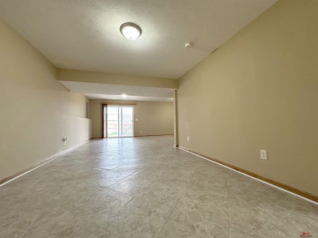 5242 N 9Th Circle, Lincoln, NE 68521