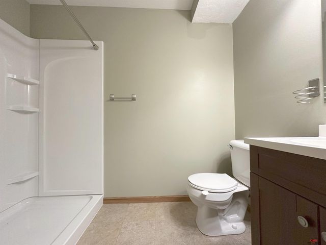 5242 N 9Th Circle, Lincoln, NE 68521