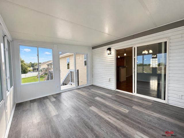5242 N 9Th Circle, Lincoln, NE 68521
