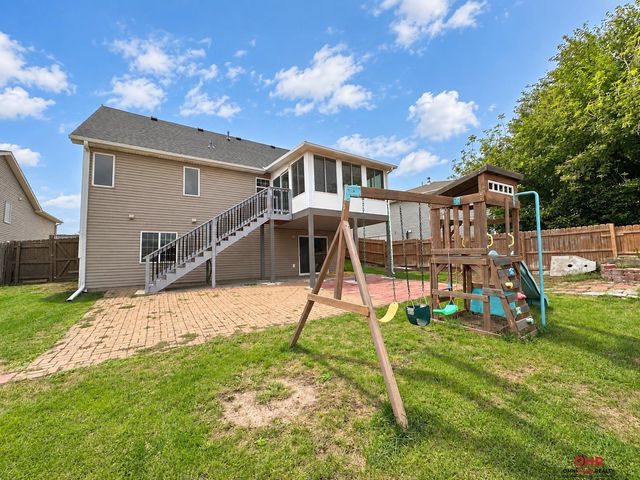 5242 N 9Th Circle, Lincoln, NE 68521