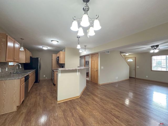 5242 N 9Th Circle, Lincoln, NE 68521
