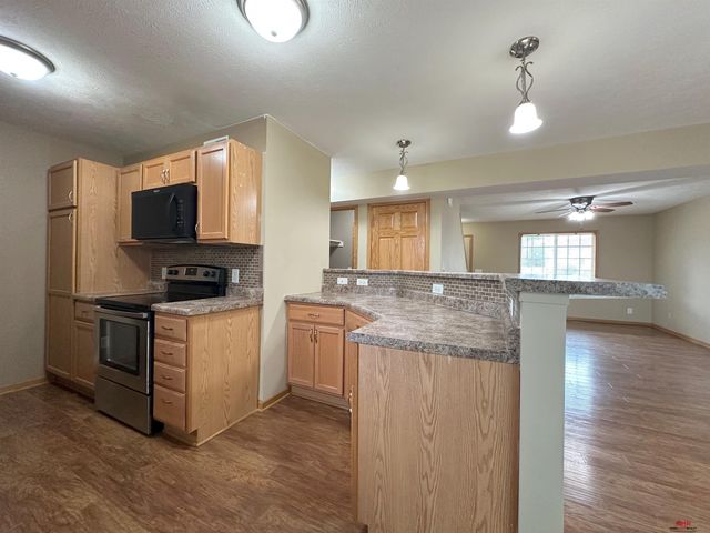 5242 N 9Th Circle, Lincoln, NE 68521