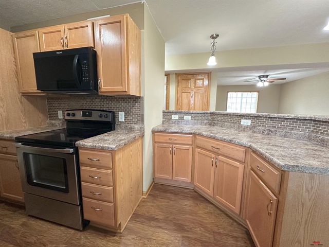 5242 N 9Th Circle, Lincoln, NE 68521