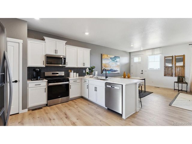 28244 E 8th Pl, Watkins, CO 80137