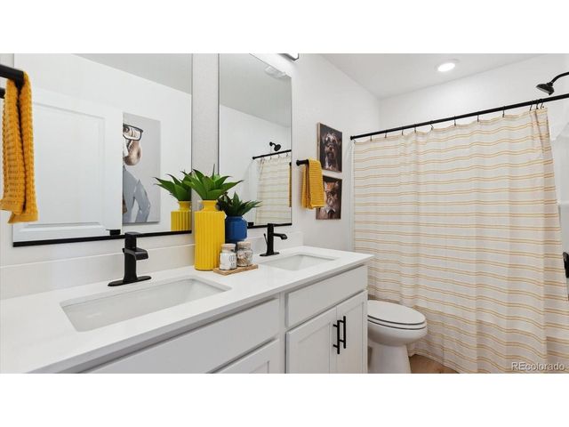 28244 E 8th Pl, Watkins, CO 80137