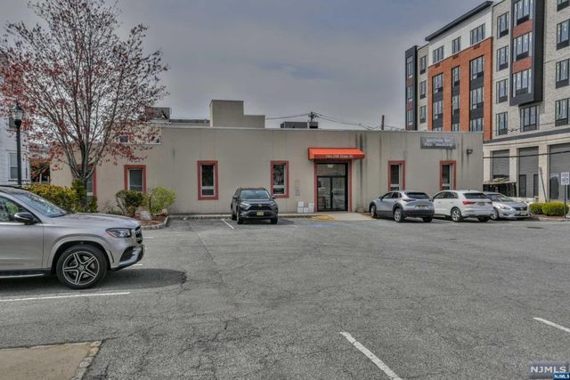 294-298 State Street, Hackensack, NJ 07601